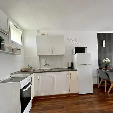 Excellent El Dorado Lägenhet